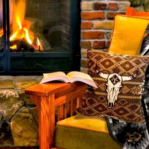 Yellowstone 20" x 20" Double Sided Woven Pillow